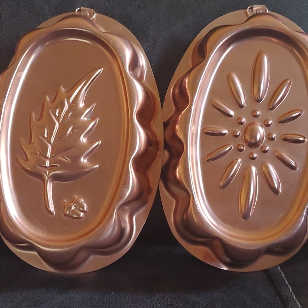4 vintage wall decor